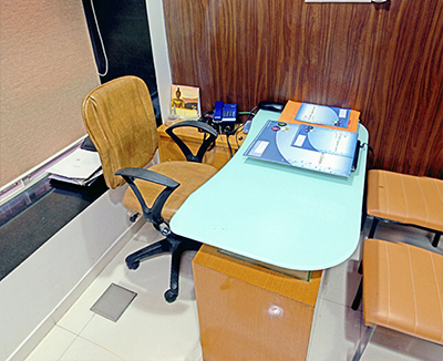 Suyash-Consulting-room